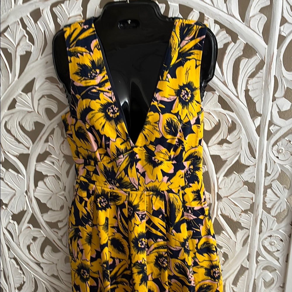 JCrew Floral Dress pockets zip back Pique cotton fit and flare pleated waistline